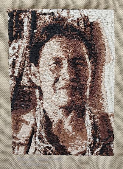 Limon-Costa-Rica-woman-Sfumato-embroidery